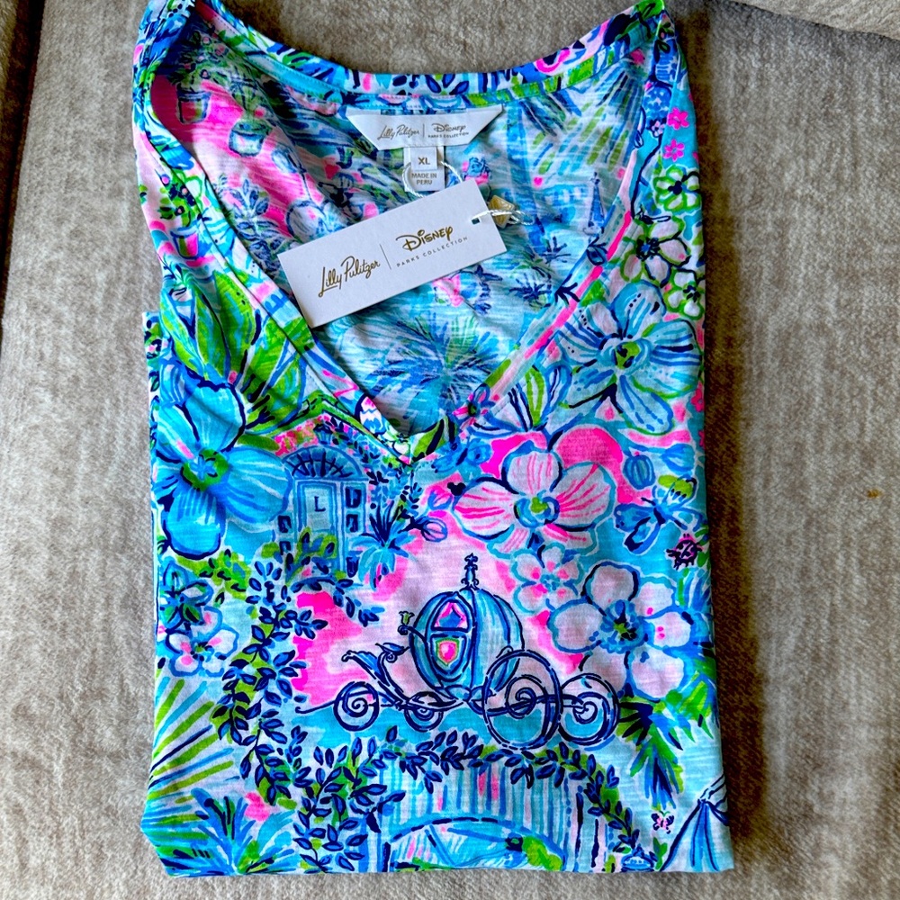 LIMITED EDITION Lilly Pulitzer x Disney Cinderella Vneck T shirt